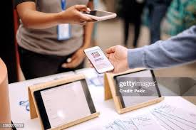 LAVORO: PARDGROUP S.p.A. cerca PROMOTER SMARTPHONE DAL 22/11 AL 24/12 – CHIETI