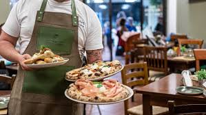 LAVORO:Ristorante Pizzeria La Fontana CERCA  Cameriere/cameriera A CEPAGATTI