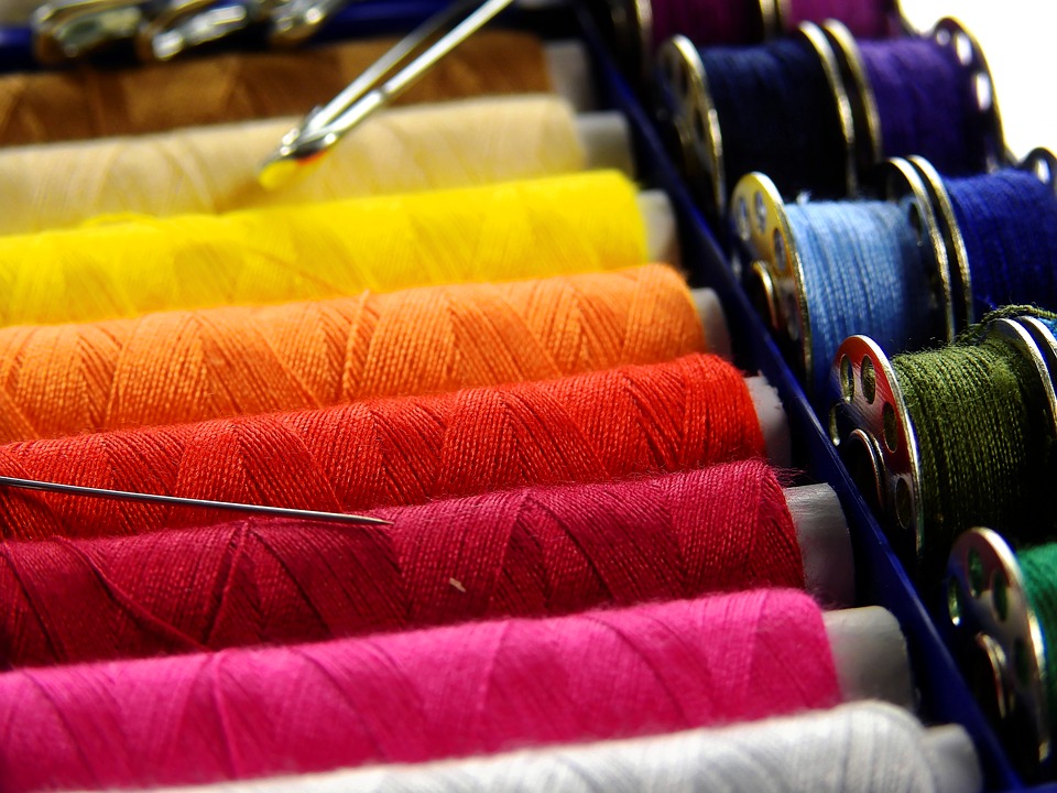 FONTI FIRA: Moda: al via domani gli incentivi Mimit per la filiera delle fibre tessili naturali e della concia