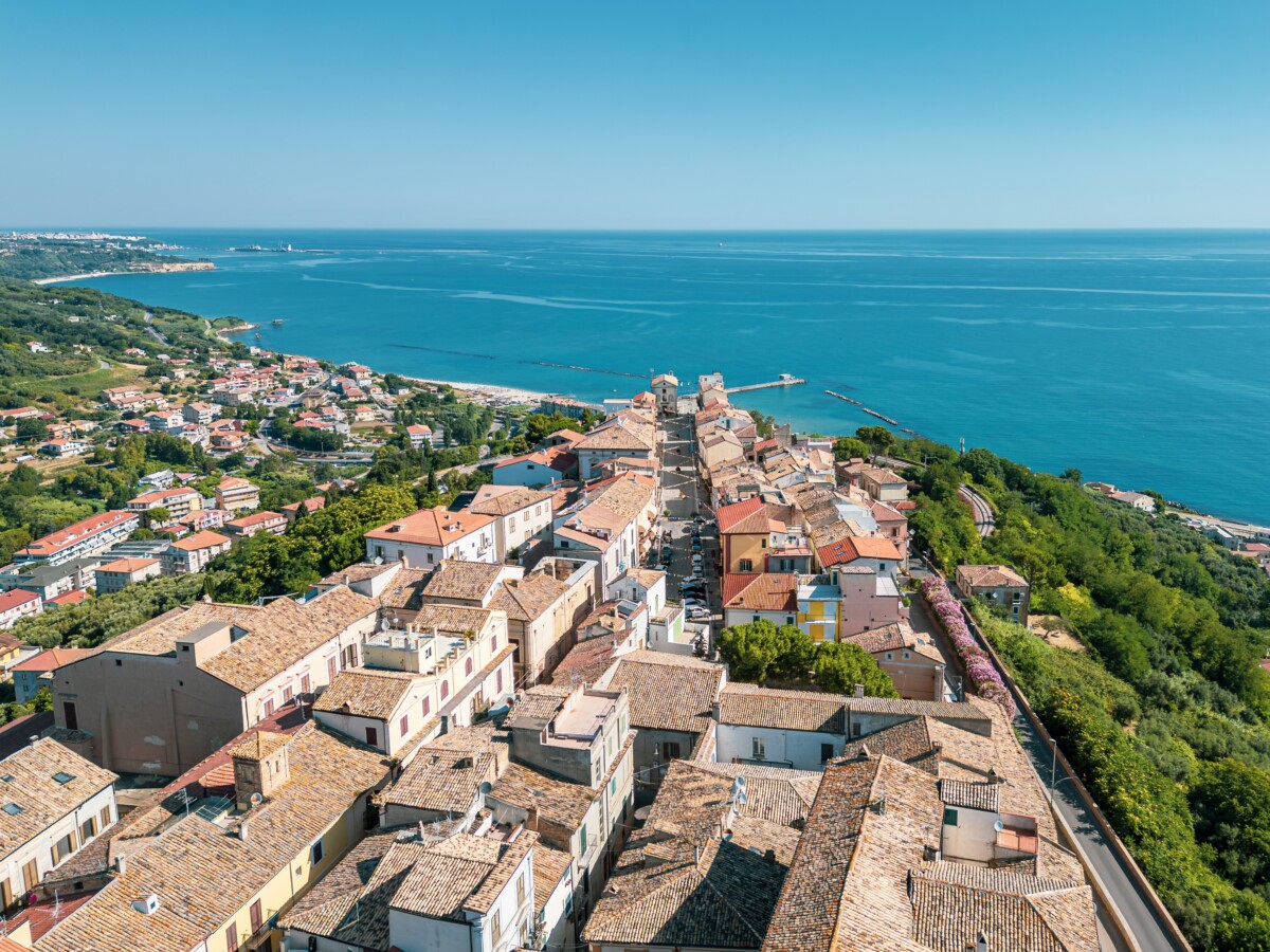 FONTI FIRA:Fondo Economia Blu, in scadenza a febbraio il bando da 2,1mln per la rigenerazione dei piccoli Comuni costieri