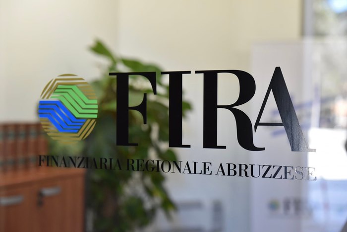 FiRA, Avviso per l’individuazione di società specializzate per realizzazione di partnership strategica